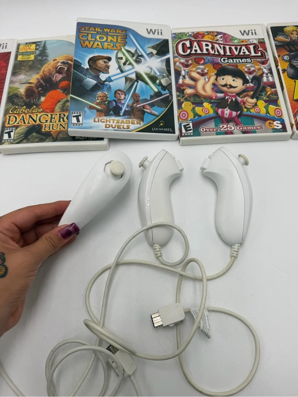 Nintendo Wii Game Lot of 5 Tested Working + 3 Nunchuk Controllers Star Wars Nerf